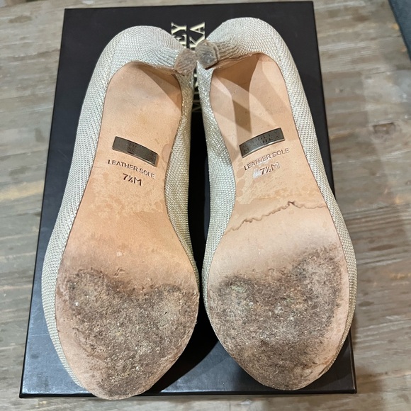Badgley Mischka “Drama” Platform Peep-toe Pumps 7.5
